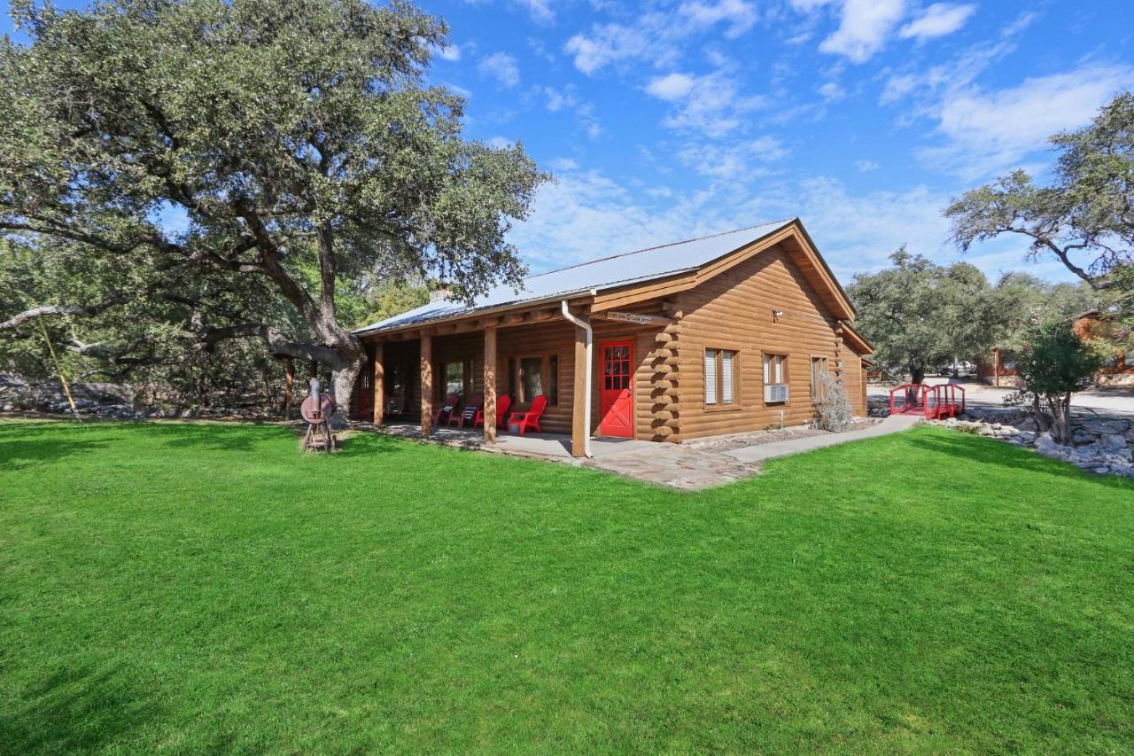 Wimberley Log Cabins Resort And Suites- Unit 3 Екстер'єр фото